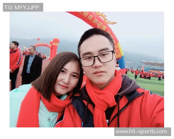 吾米提江的母亲深情寄语:儿子你是我心中的骄傲永远支持你勇往直前! 吾米提江的母亲深情寄语:儿子你是我心中的骄傲永远支持你勇往直前!